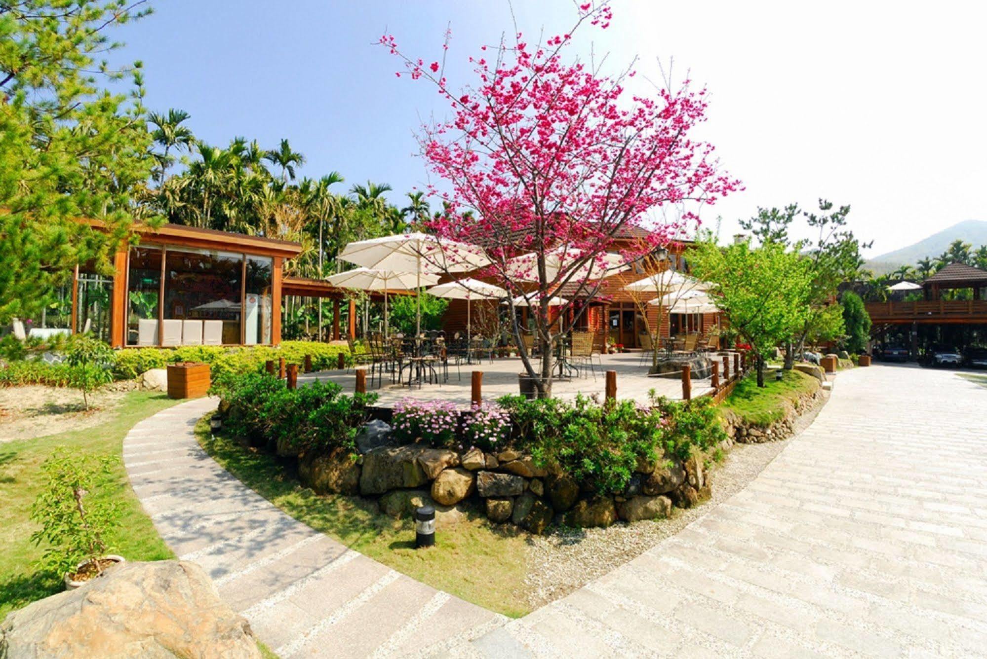 Sakura Villa Nantou Ngoại thất bức ảnh
